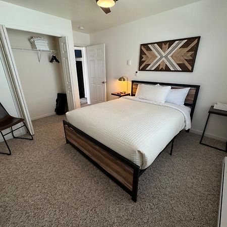 Central Lake Placid Mountain Views Extérieur photo