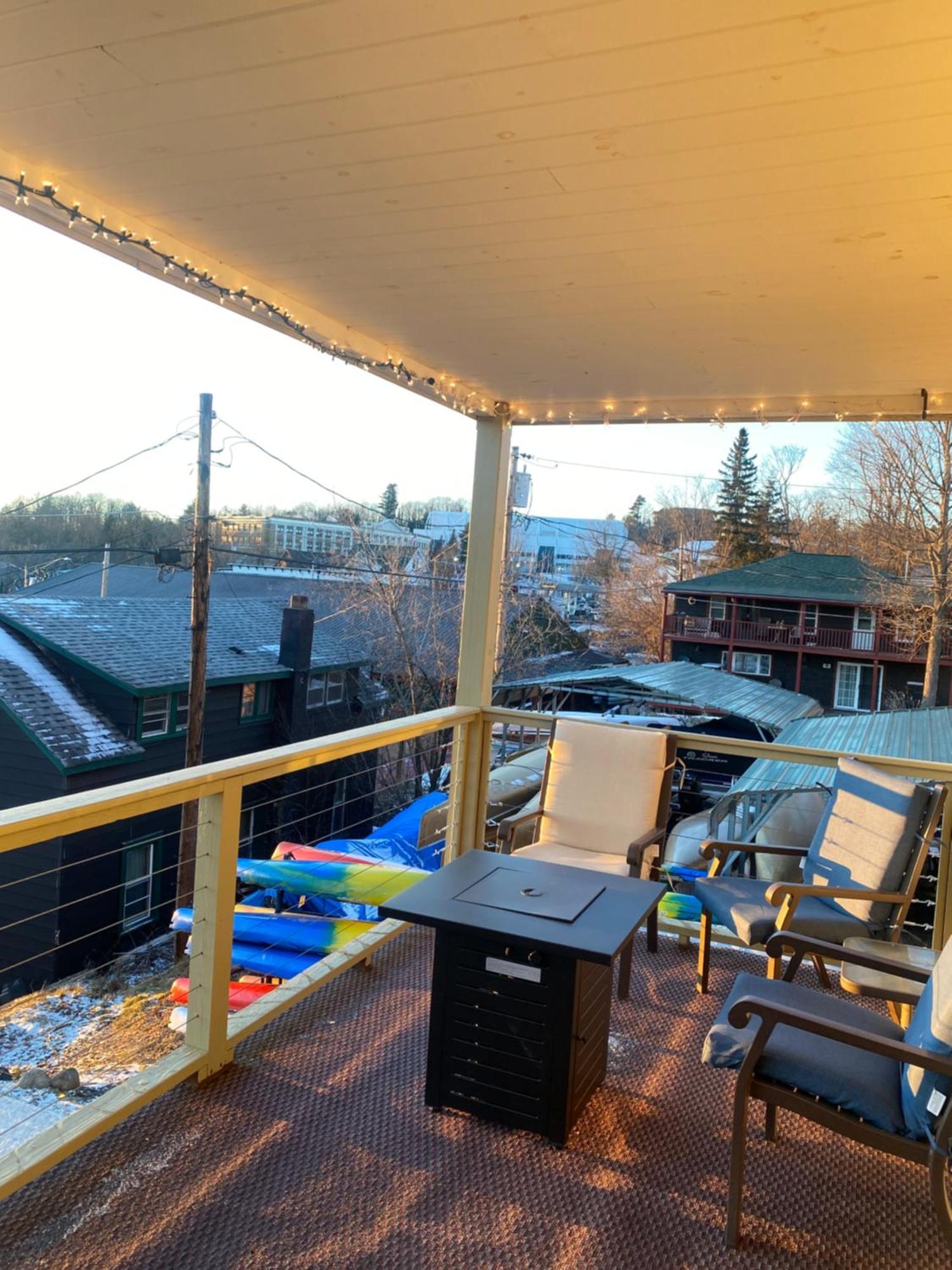 Central Lake Placid Mountain Views Extérieur photo