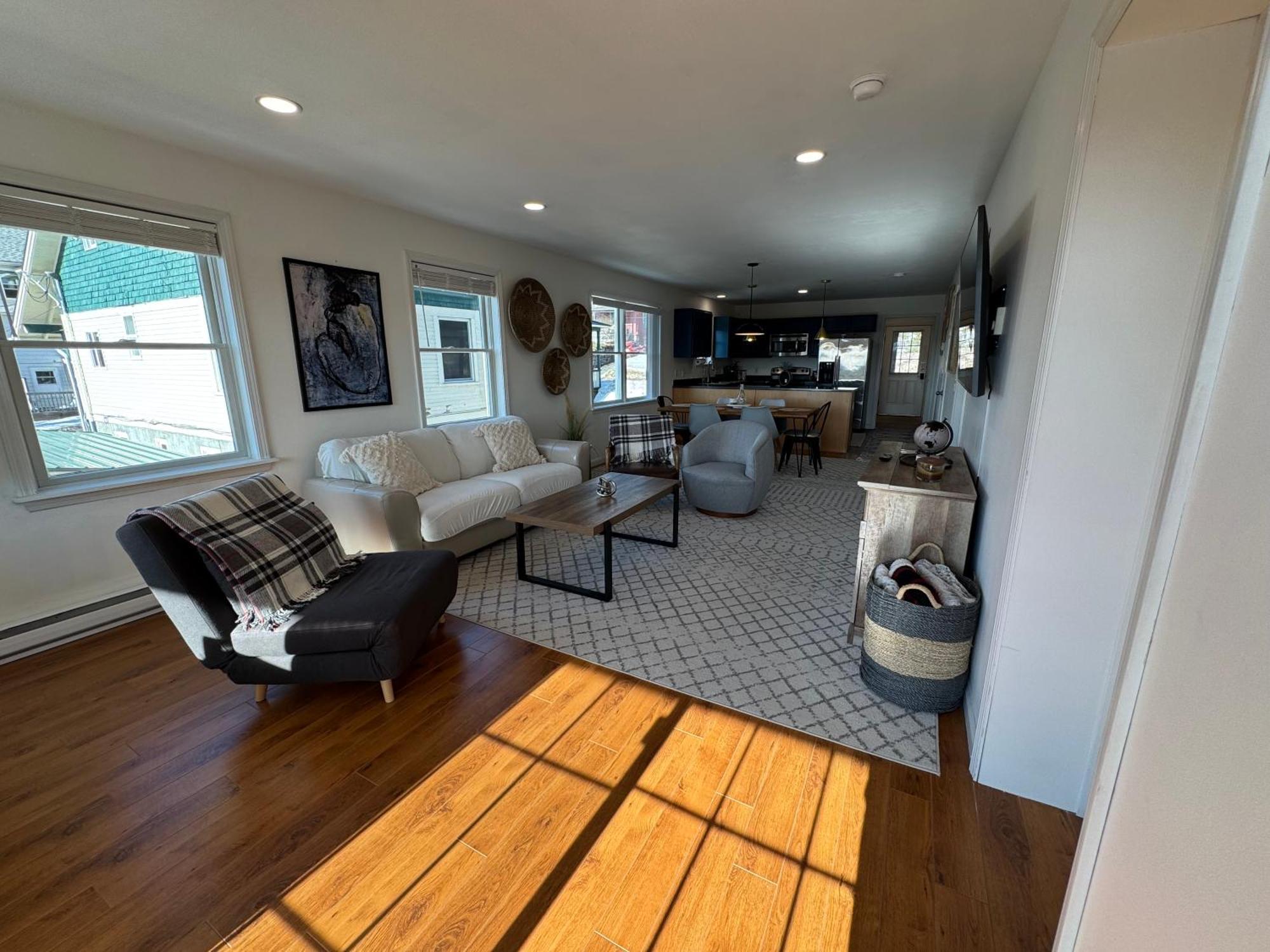 Central Lake Placid Mountain Views Extérieur photo